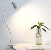 RRP £75 Set of 5 x Clip-On Desk Lamp Reading Lights