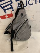 Tinyat Cycling Backpack with USB Port