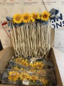 RRP £144 Set of 12 x Dloapesy Artificial Floral Party Wreath Sunflower Deco with Woven Tassels