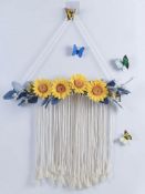 RRP £144 Set of 12 x Dloapesy Artificial Floral Party Wreath Sunflower Deco with Woven Tassels