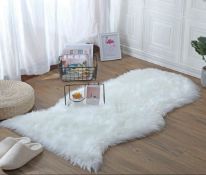 RRP £20.99 HLZDH Faux Fur Soft Fluffy Sheepskin Stule Style Rug, 75 x 120 cm Area Rug