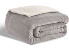 RRP £28.99 Oak & Tea Blanket Reversible Microfibre Sherpa Fleece Soft Blanket, Double