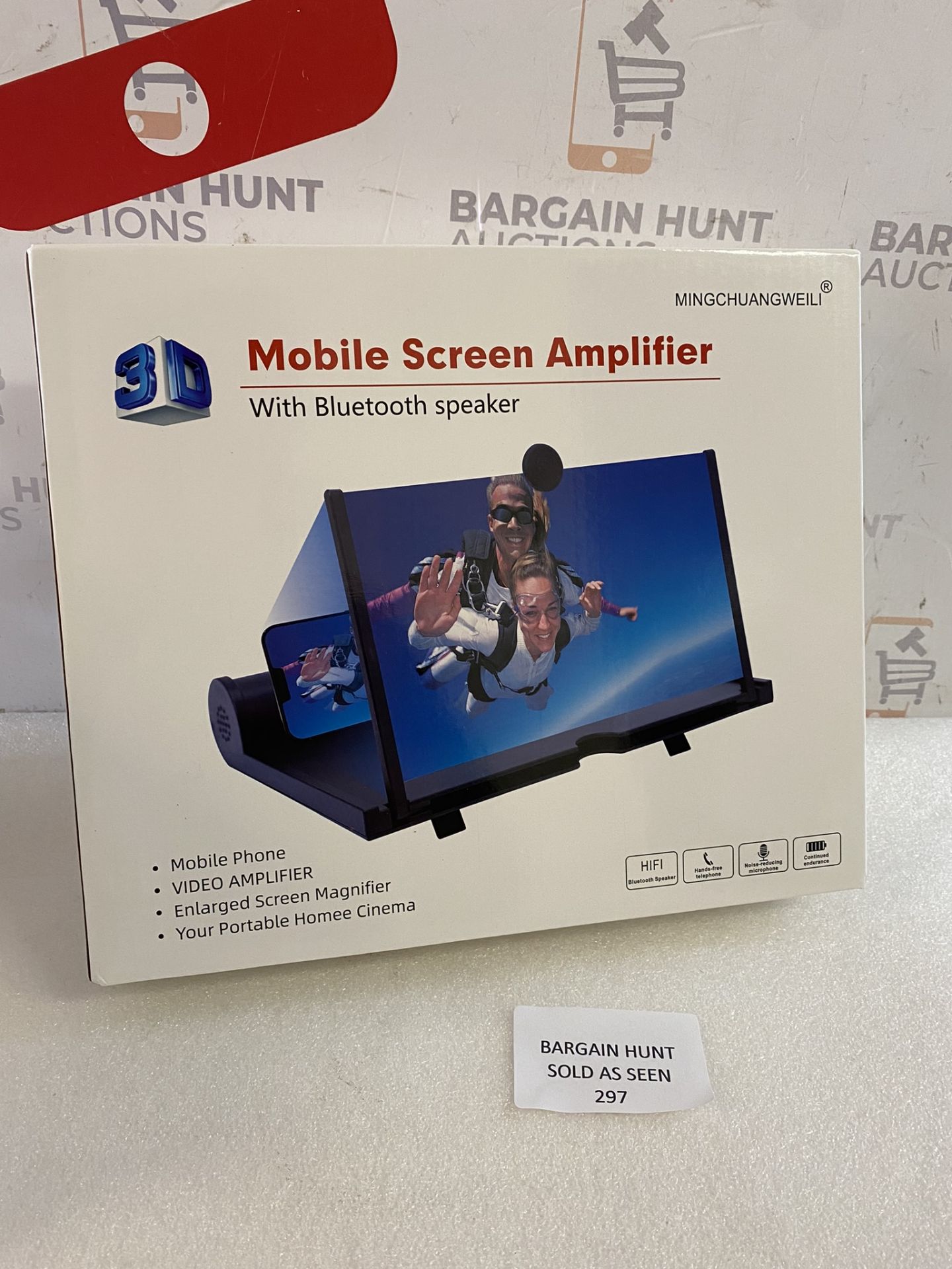 RRP £19.99 Magcubic 12" Mobile Phone 3D Projector Screen Magnifier with Bluetooth Speakers - Image 2 of 2