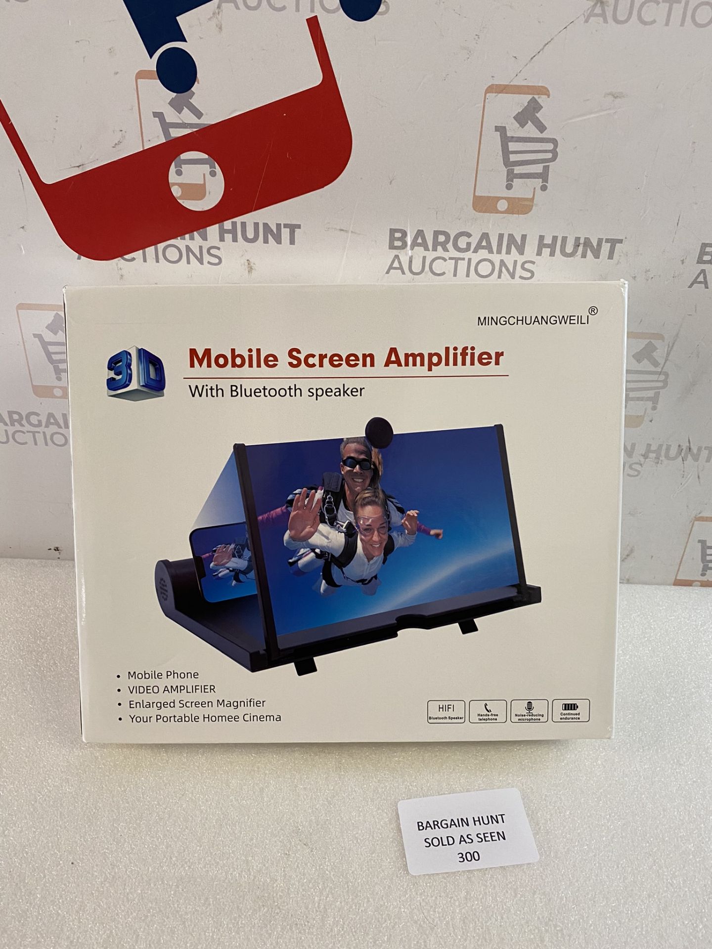 RRP £19.99 Magcubic 12" Mobile Phone 3D Projector Screen Magnifier with Bluetooth Speakers - Image 2 of 2