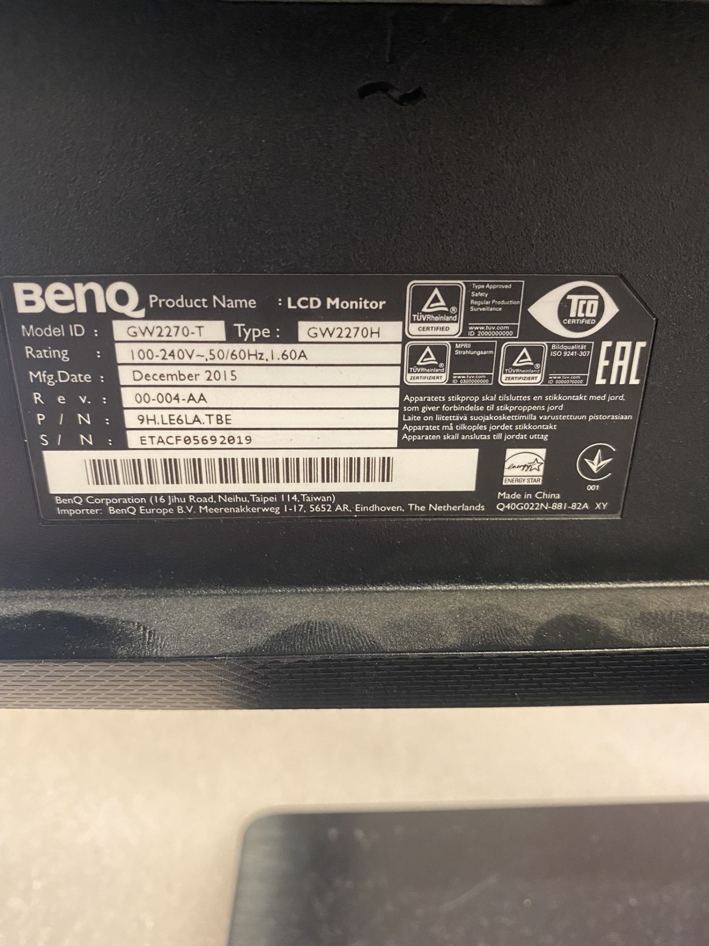 BenQ Stylish Monitor with Eye-care Technology, FHD |GW2270 - Image 3 of 3