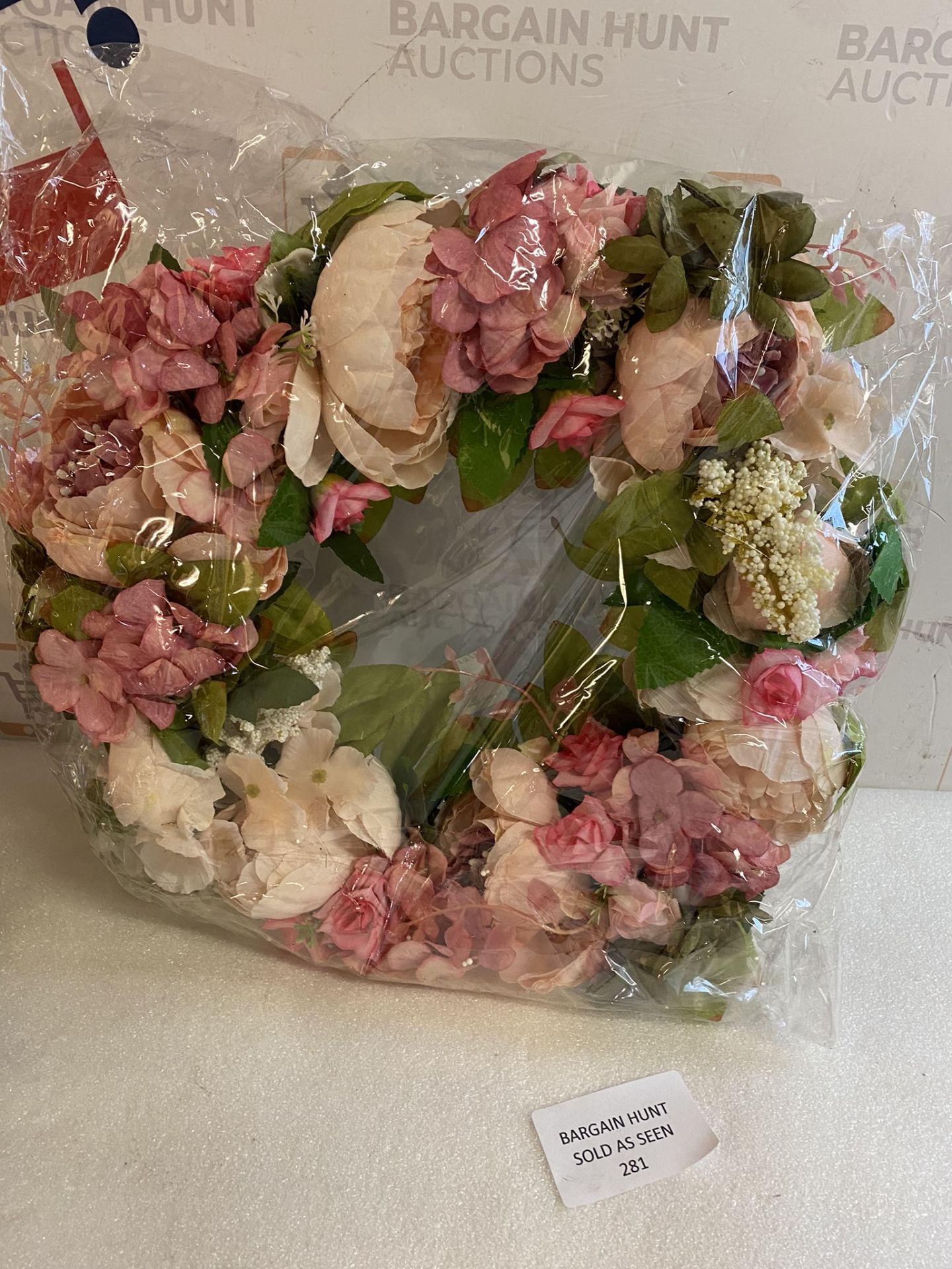 RRP £26.99 Wenyjh Artificial Flower Wreath Door Décor Wreath - Image 2 of 2