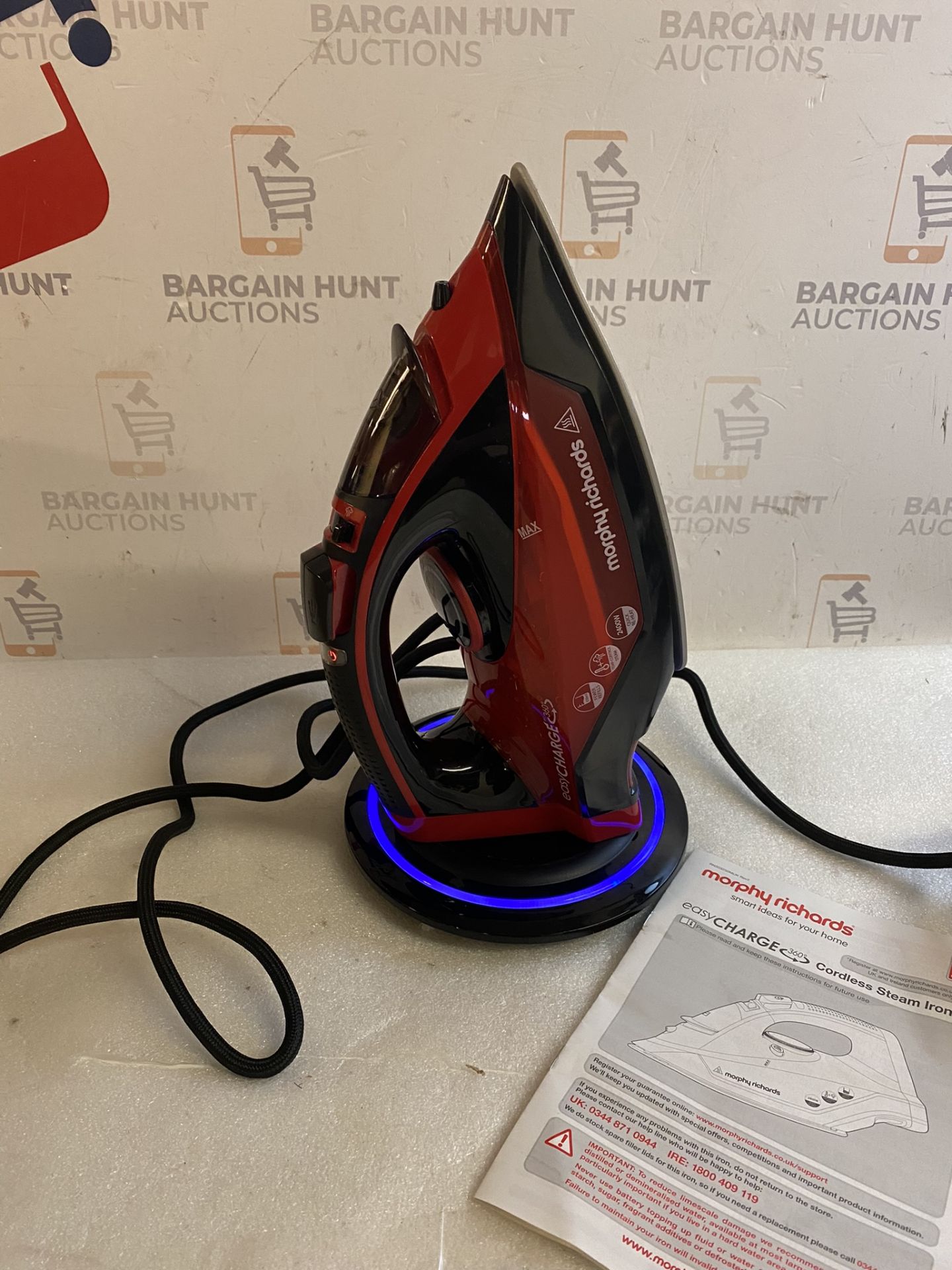 RRP £49.99 Morphy Richards 303250 Cordless Steam Iron easyCHARGE 360 Cord-Free, 2400 W