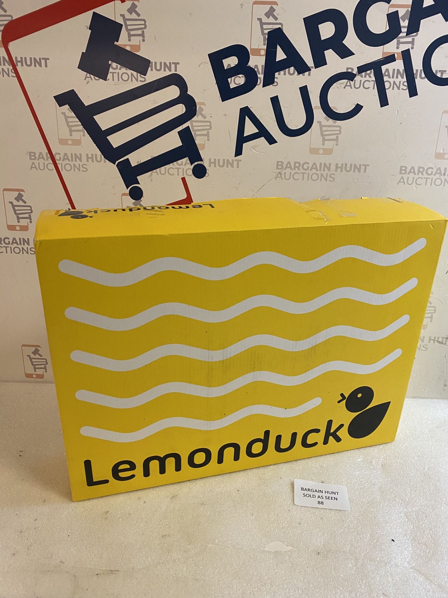 RRP £29.99 Lemonduck Office Chair Seat Cushion Pad, Back Pain & Sciatica Relief - Image 2 of 2