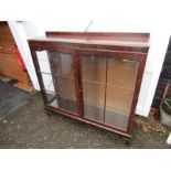 Mahogany veneered retro display cabinet H122cm W124cm D32cm approx