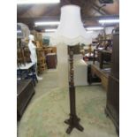 Oak Old Charm floor lamp with shade