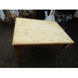 Farmhouse pine kitchen table H77cm Top 92cm x 122cm approx