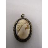 Cameo pendant. 25mm approx