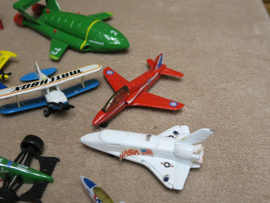 Job Lot of Corgi Matchbox Thunderbirds Space shuttles and more Great lot of die cast models - Image 6 of 7