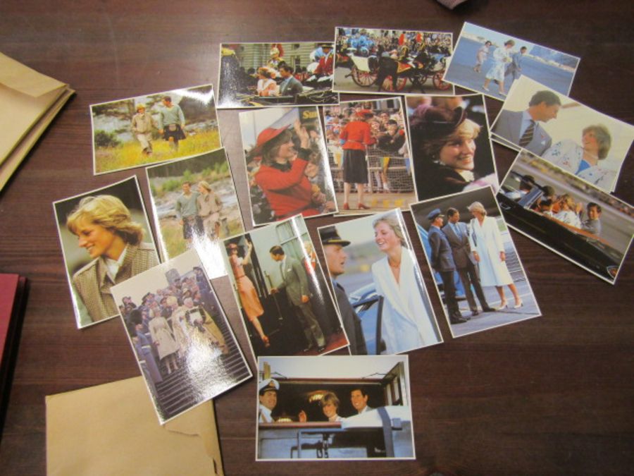 A box of loose vintage postcards including newspaper postcards of Diana plus an empty photo album - Image 4 of 9