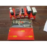 Hornby boxed train wagons, level crossing, buffers and vans