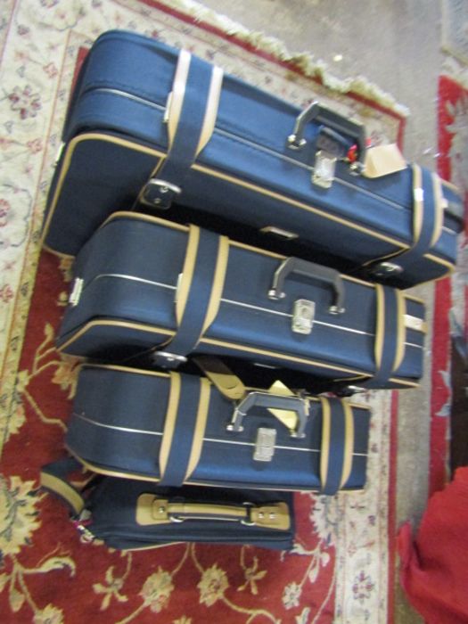 Matching set of 4 Antler suitcases - Image 4 of 5