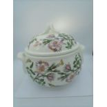 Portmeirion lidded casserole tureen/dish with twin handles in the Botanic Garden design, approx 24cm