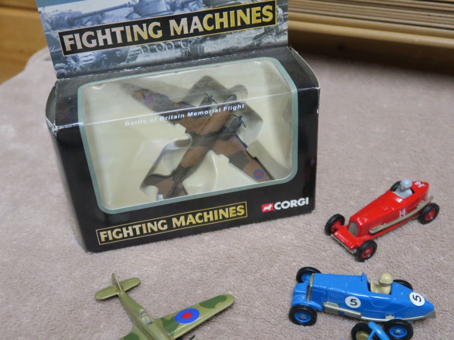 Job Lot of Corgi Matchbox Thunderbirds Space shuttles and more Great lot of die cast models - Image 3 of 7