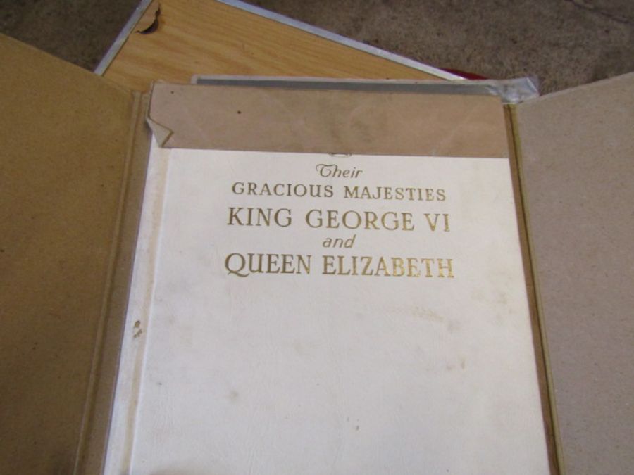 Box of Royal Family related books, albums and magazines - Image 3 of 3