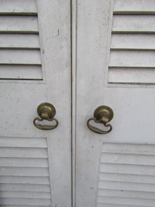 Pair of painted louvre doors and single louvre door, all with door furniture. Pair H194cm W141cm - Image 3 of 4