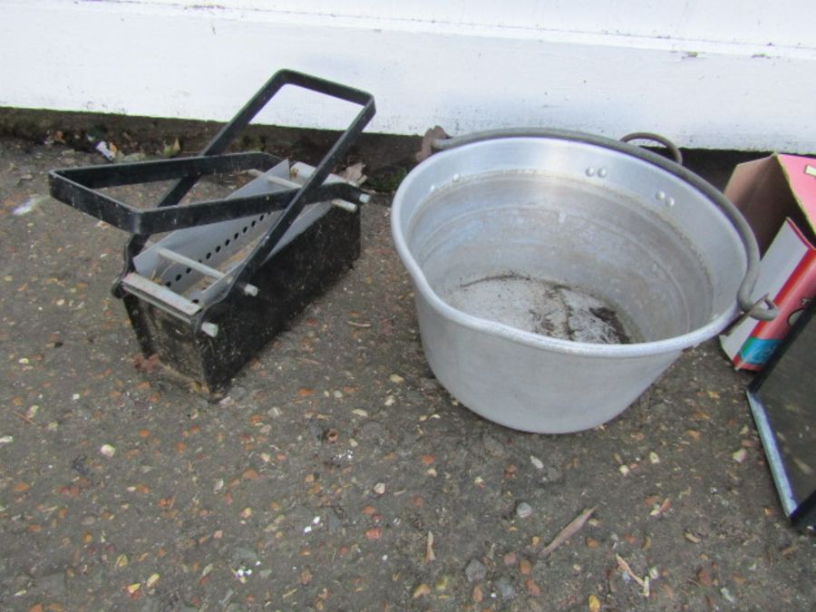 Big cheese rat trap, paper brick maker and chutney pot etc - Image 3 of 3