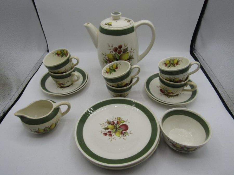 Crown Ducal 'Norvic citrus' part tea set comprising teapot, sugar bowl, milk jug, 6 cups, 4