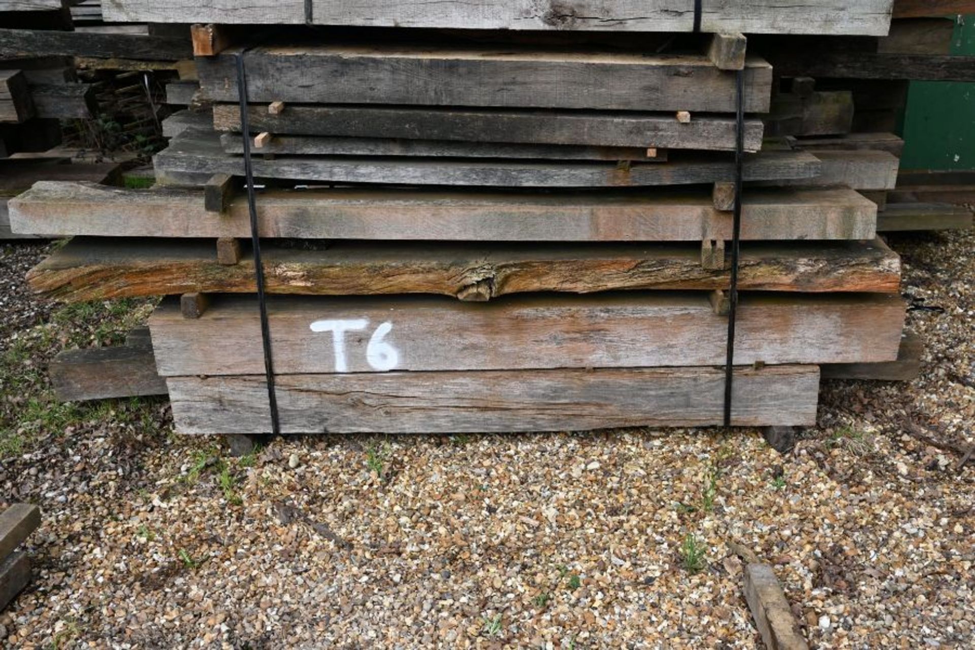 Pack of A/D Oak Beams 1.107m3