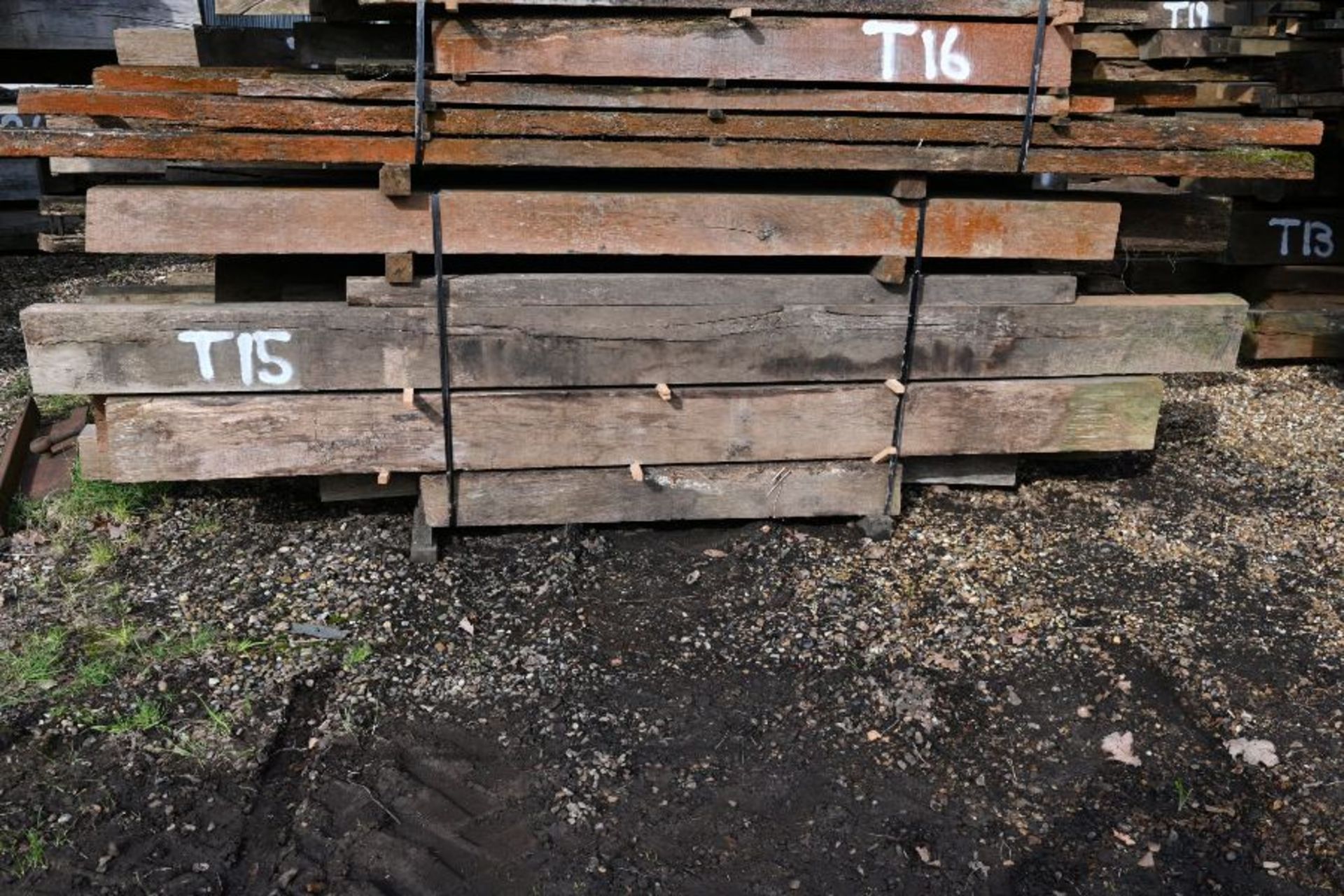 Pack of A/D Oak Beams 1.629m3