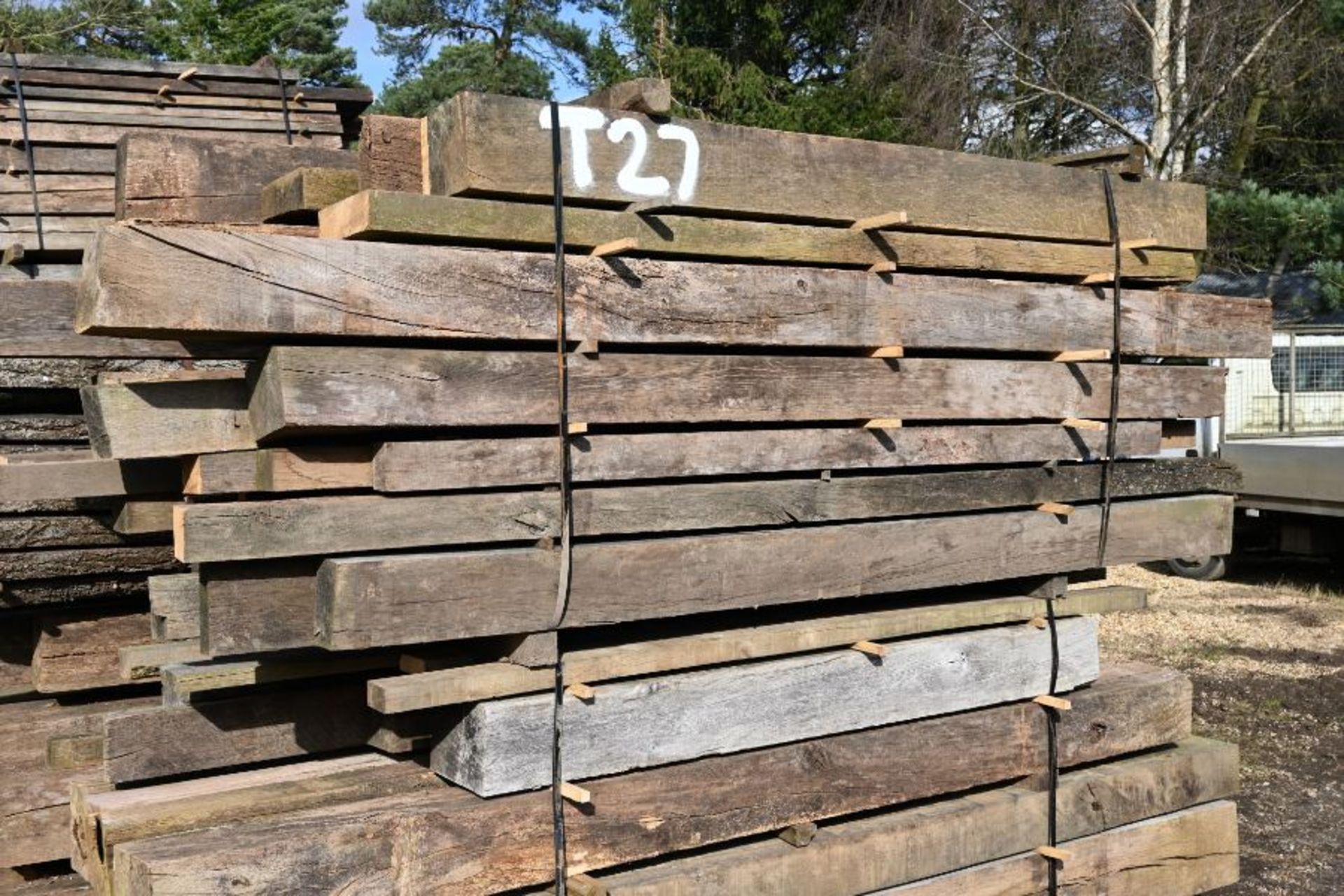 Pack of A/D Oak Beams 1.842m3 (T27) - Image 2 of 3