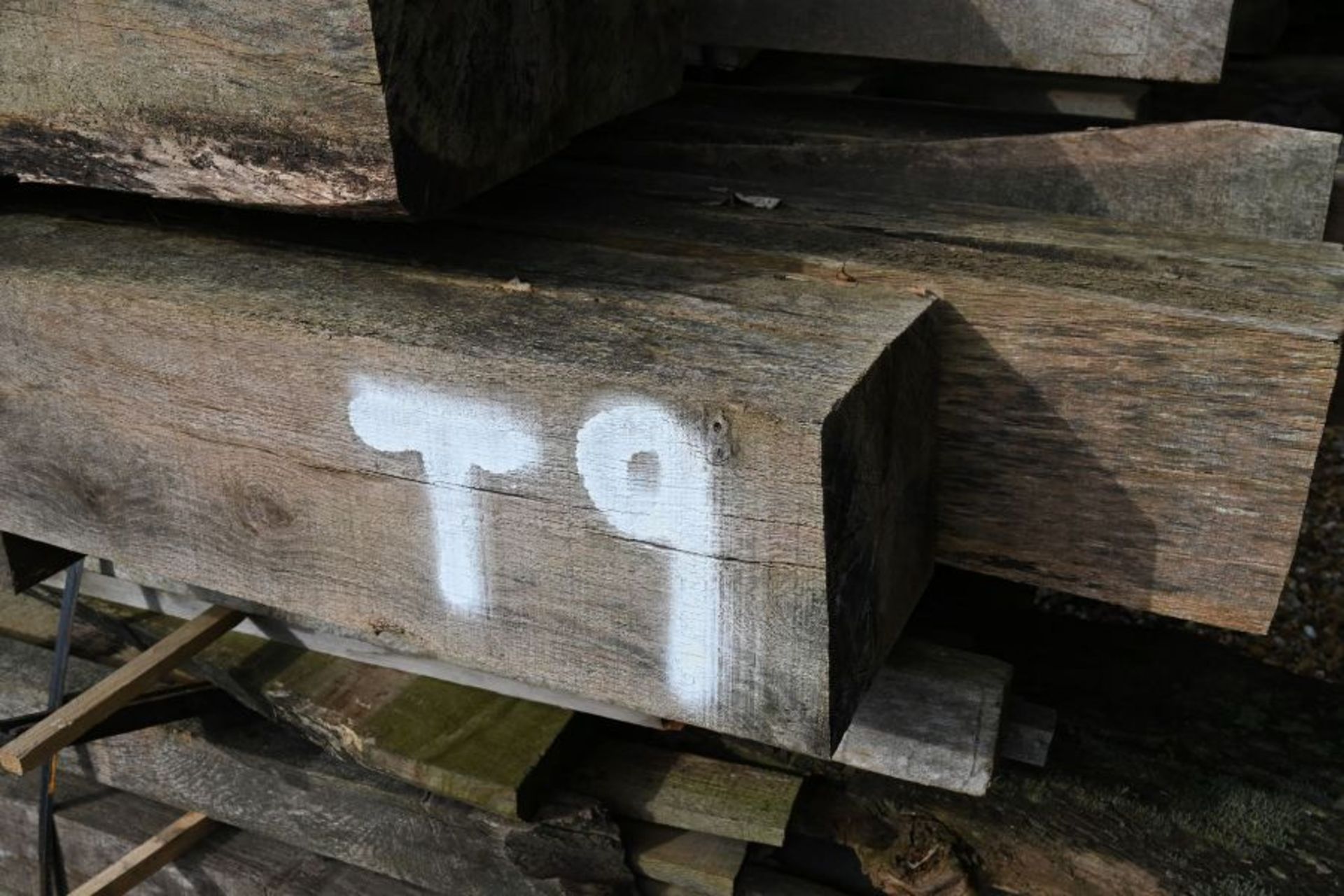 Pack of A/D Oak Beams 1.870m3 - Image 3 of 4