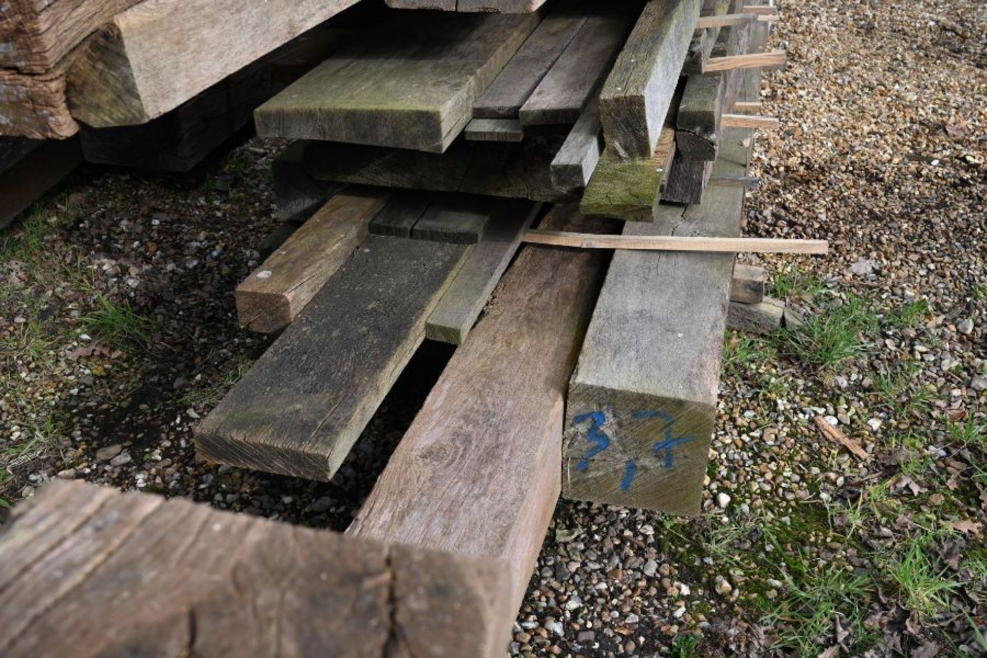 Pack of A/D Oak Beams 1.303m3 - Image 3 of 3