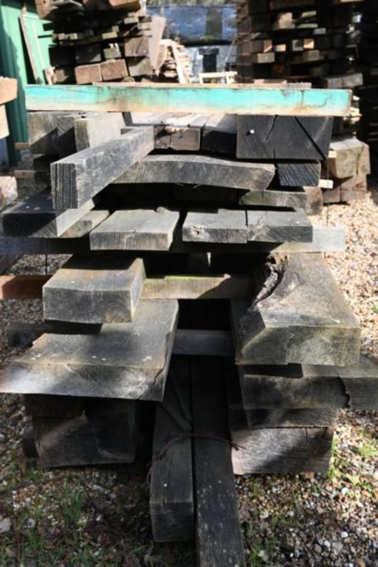 Pack of A/D Oak Beams 1.107m3 - Image 4 of 4