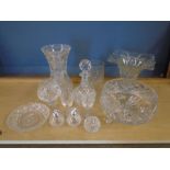Quantity of crystal and glass ware to incl bowls, vases, glasses, decanter, etc