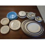 Quantity of Alfred Meakin tableware in the 'Tapestry' pattern and 'Bleu De Roi' pattern to incl