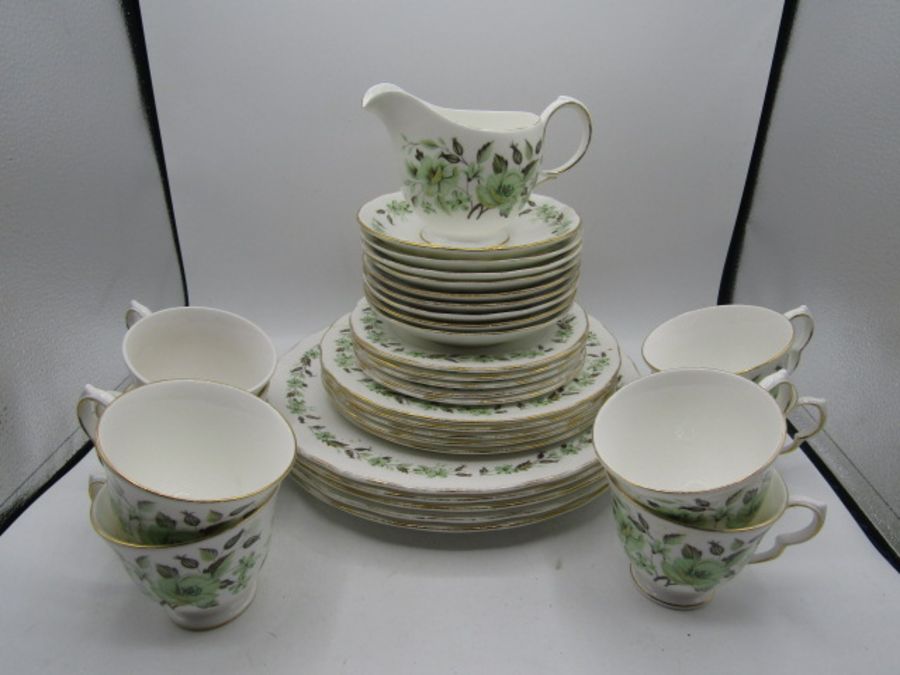 Colclough part dinner service- 5 dinner plates, 5 side plates, 9 saucers, 8 cups and a milk jug