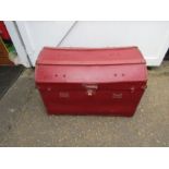 Vintage domed top trunk H63cm W90cm D58cm approx