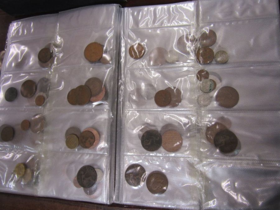 A collection of 50% English and 50% foreign coinage- English copper with some modern crowns and - Image 22 of 23