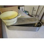A fish kettle and pan
