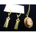 14ct gold cameo necklace and 14ct gold earrings 6.3g gross weight