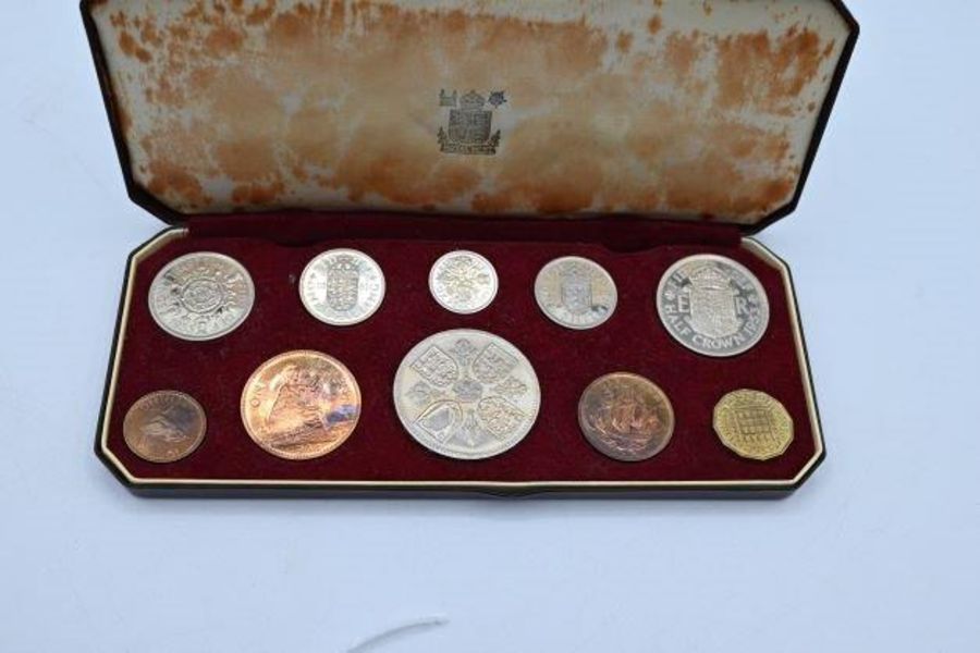 A cased 1953 Coronation coin set - Image 3 of 3