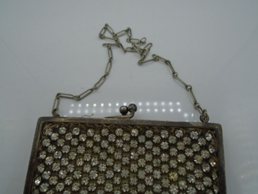 Vintage white metal rhinestone crystal cocktail purse with chain handle - Image 3 of 4