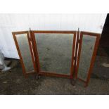 Mahogany gentleman's dressing mirror H81cm W63cm folded approx