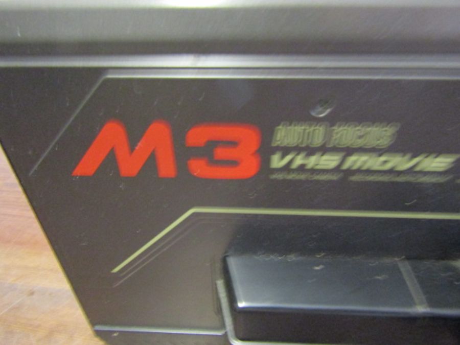 Panasonic M3 VHS Movie camera in case from a house clearance - Image 6 of 6