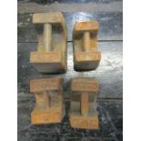 4 small avery weights