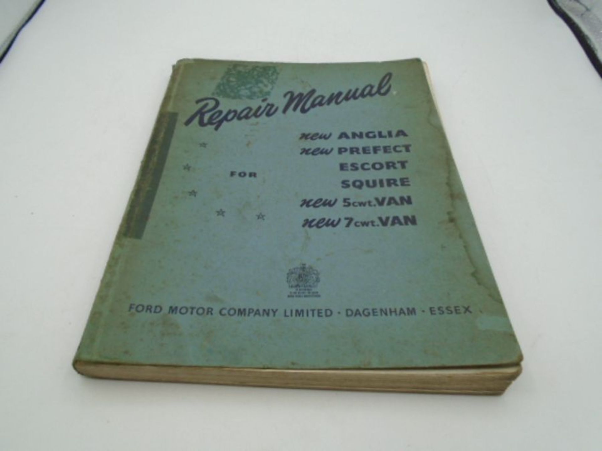 Rep[air manual for Anglia Prefect etc cr1956