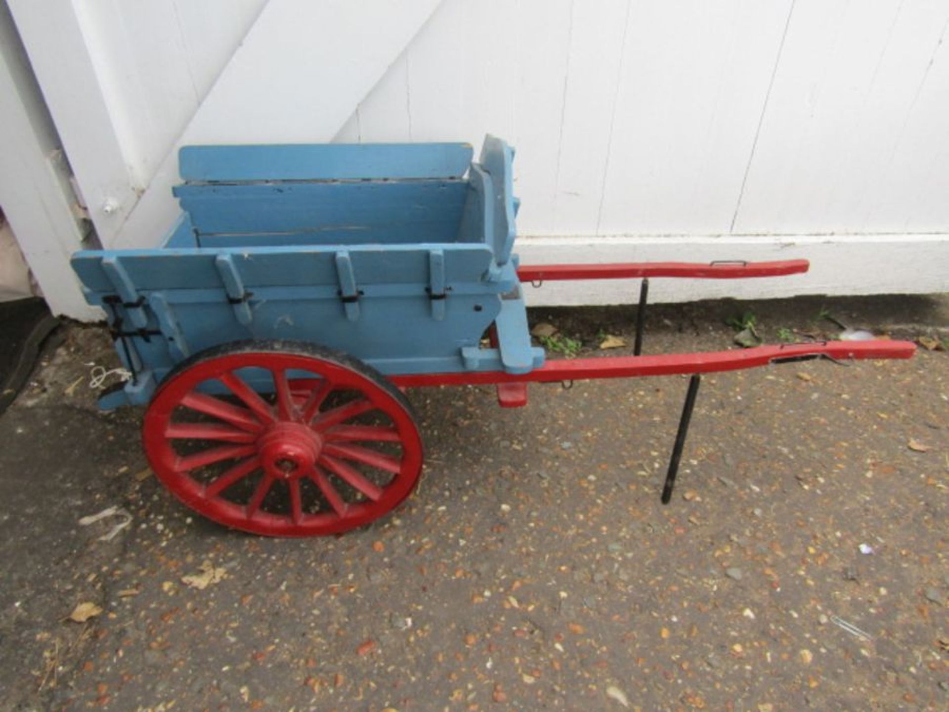 A small wooden horse cart/ wagon 115cm long and 60cm high