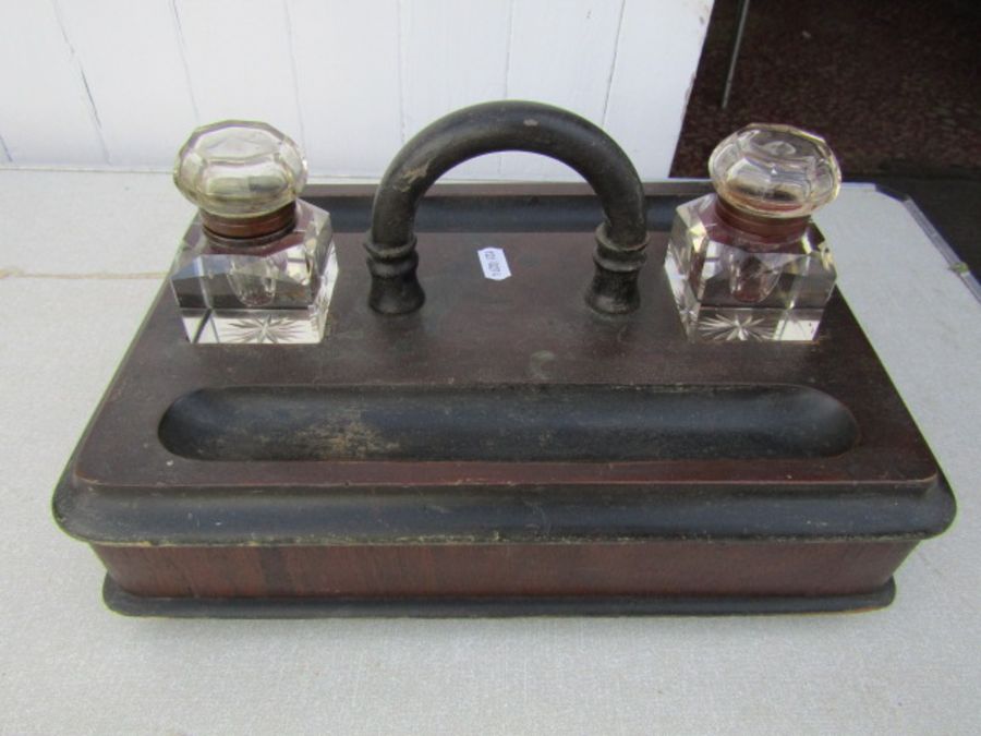 Vintage wooden inkstand/desk tidy with glass inkwells (one inkwell has broken hinge)