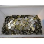 Mixed coinage from around the world approx 16kg