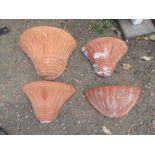 4 Terracotta wall planters