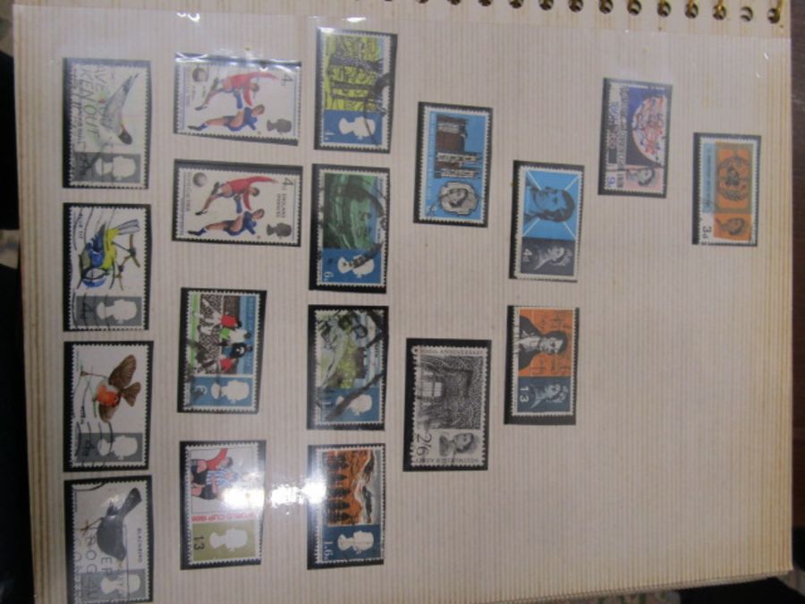 A stamp album containing G.B 1929,1924, 1926, 1/2d-1-1980 mint used. Many gaps - Image 12 of 36